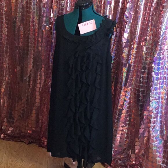 LANE BRYANT black dress with ruffled front, sleeveless, size 20 - Picture 2 of 13
